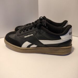 Reebok Classic Black and White Shoes Kids Size 3